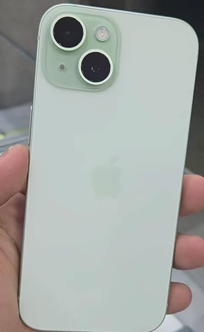Apple iPhone 15