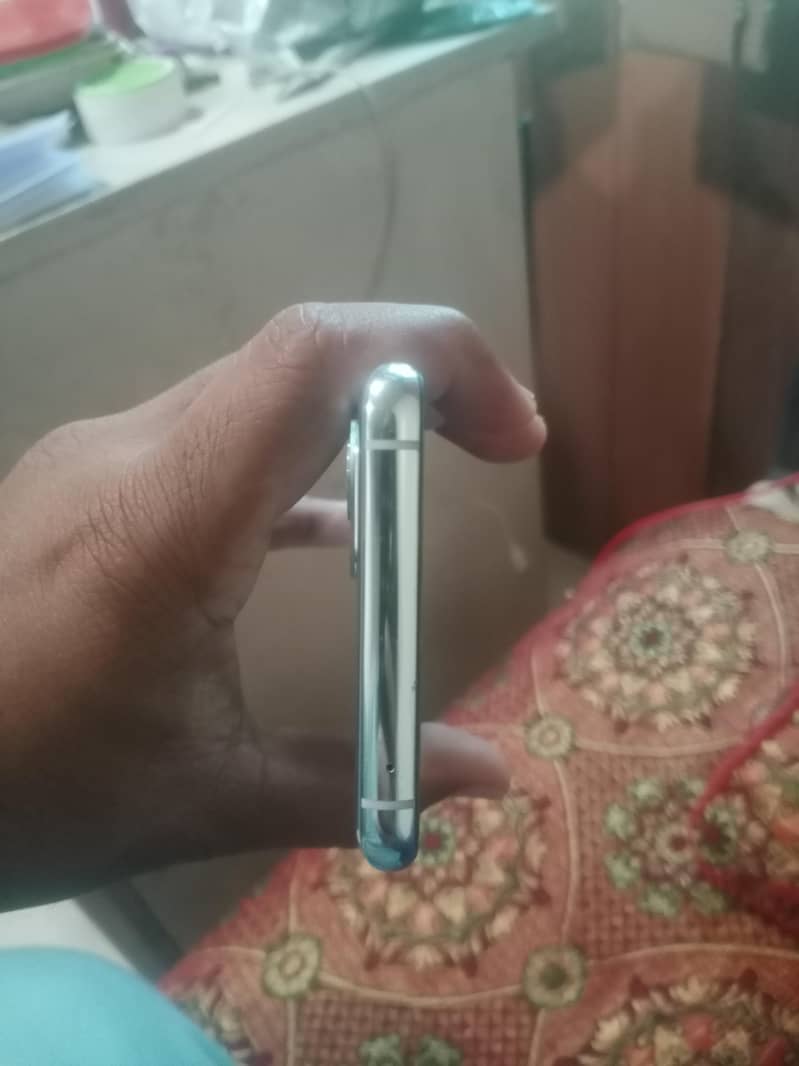 One Plus 9 Pro 1