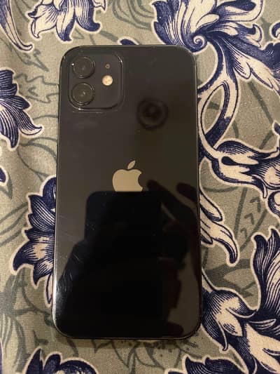 Apple iPhone 12