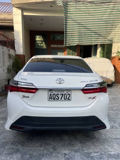 Toyota Altis Grande 2024