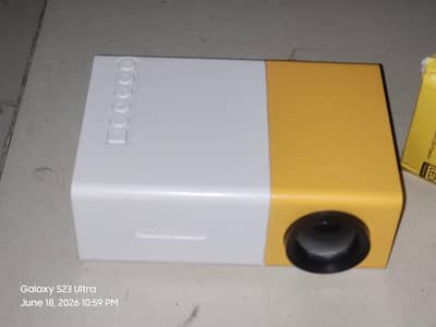Projector YG300 Brand New For Sale