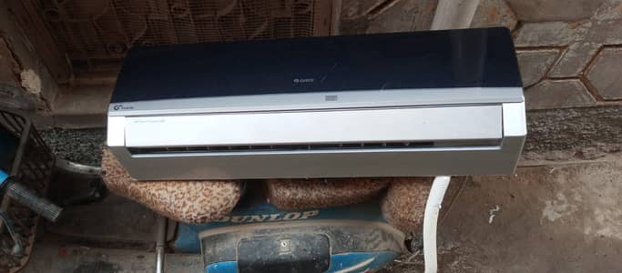 1 ton gree inverter split Ac