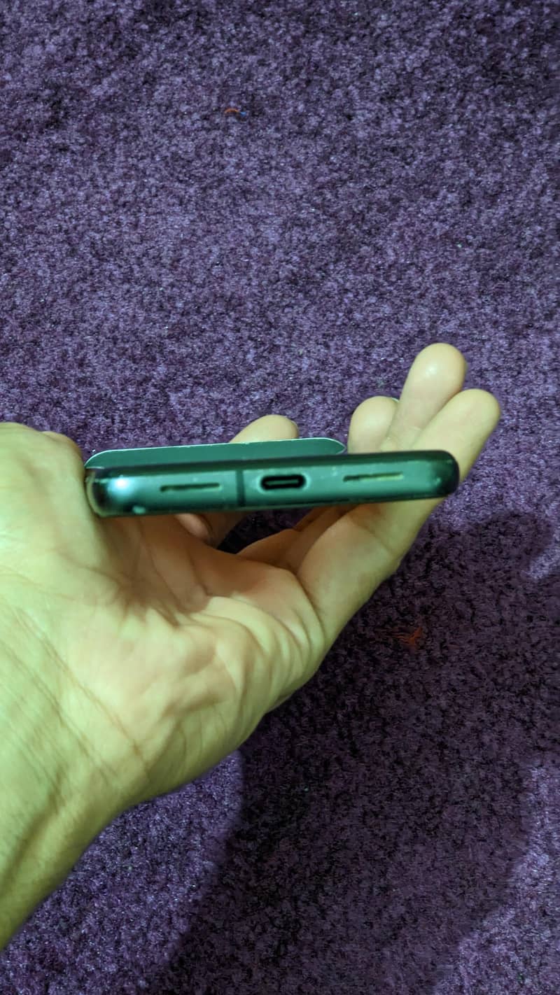 Google Pixel 8 3