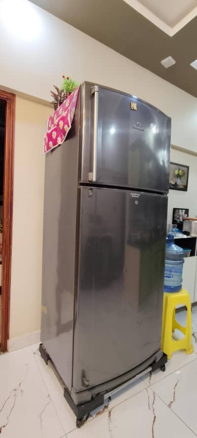 daw lance refrigerator in best condition available