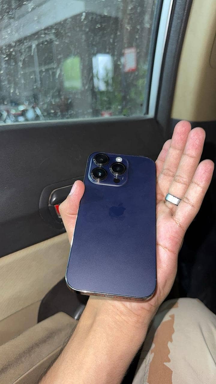 iPhone 14 pro 2