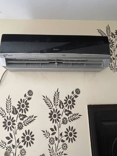 Gree G10 model Running condition mein h plz Mobile no003003103131