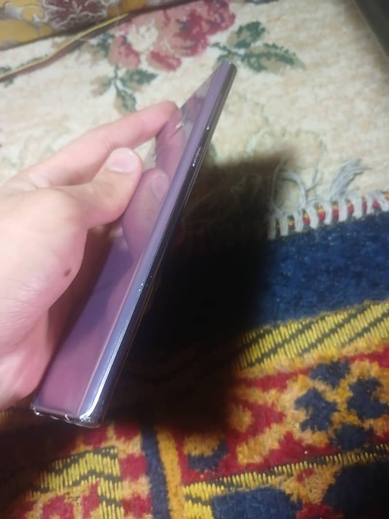 Samsung Mobile Note 9 1
