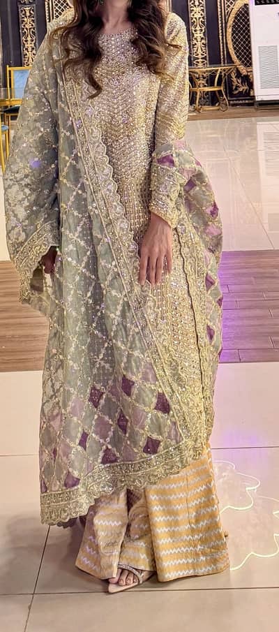 Formal party (mehndi) wear