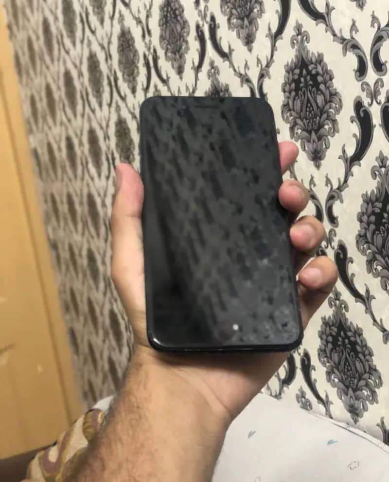Apple iPhone 7 Plus 3