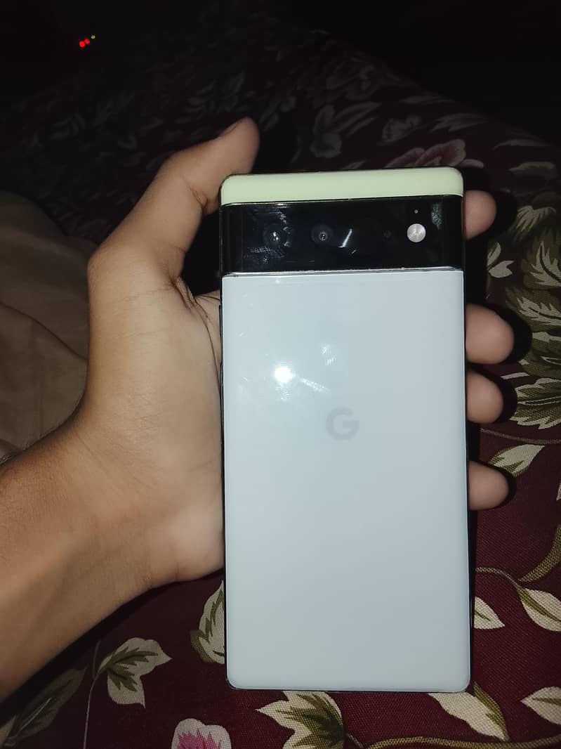 Google Pixel 6 0