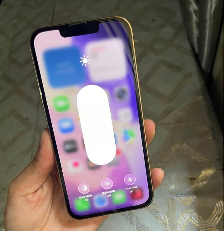 iPhone 13 Pro 2