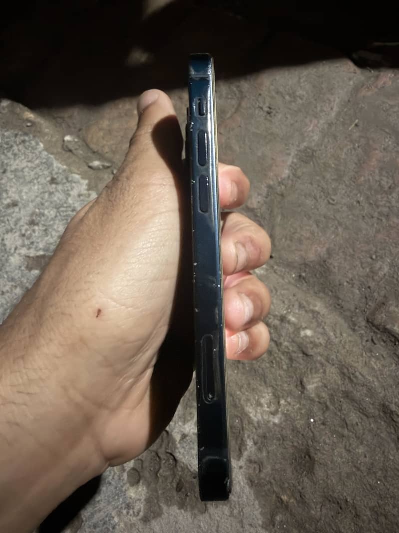 iPhone 13 mini 2