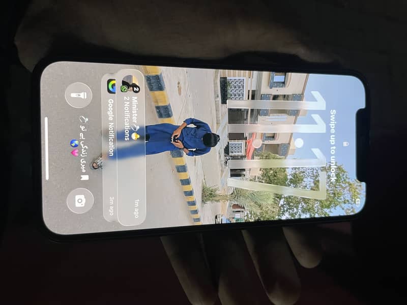 Apple iPhone 12 1