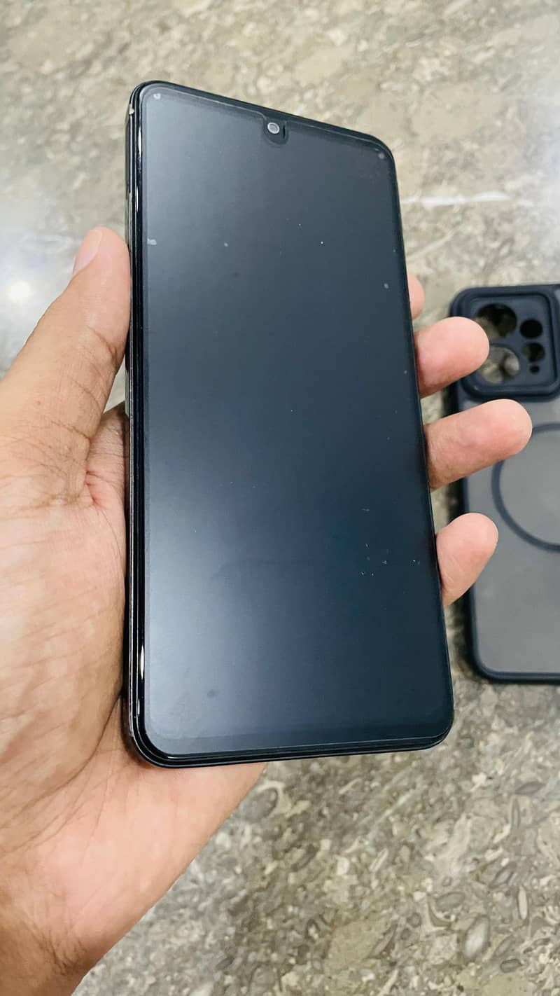 Xiaomi Redmi Note 12 4