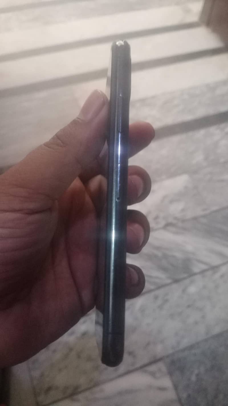 Apple iPhone X 1