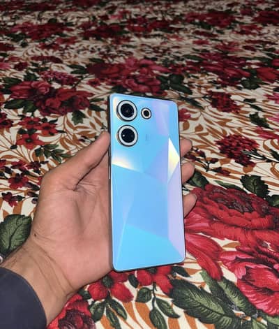 Tecno CAMON 20