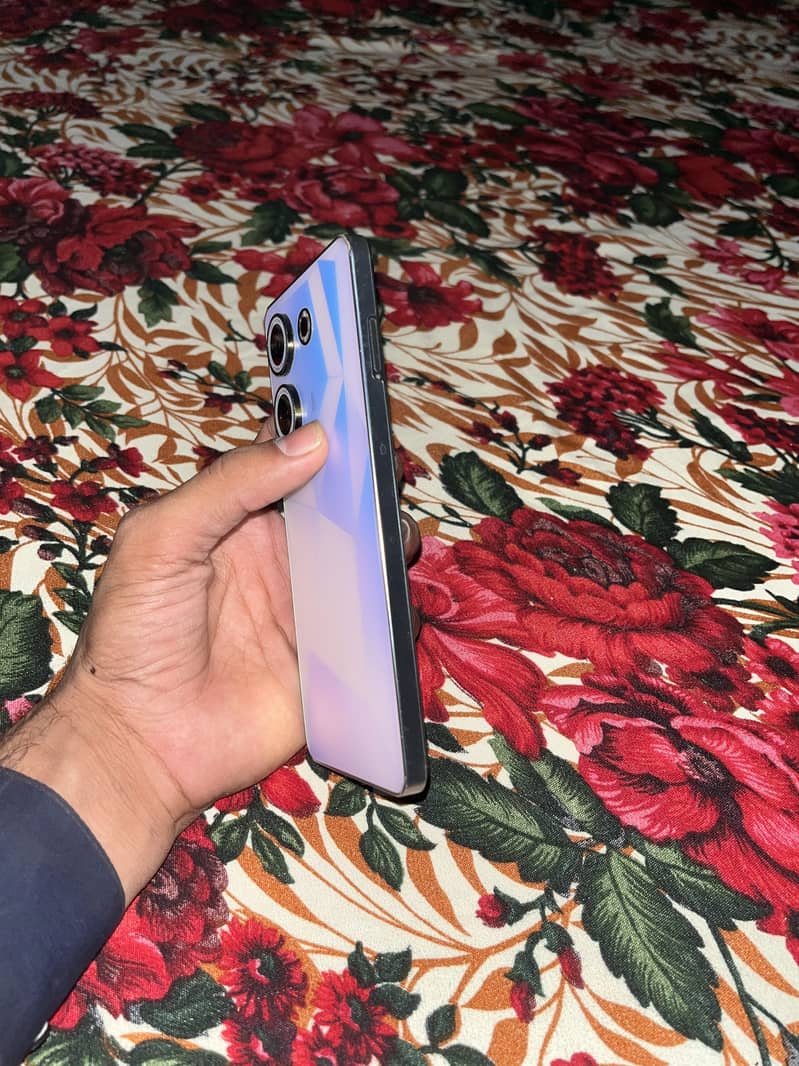 Tecno CAMON 20 2