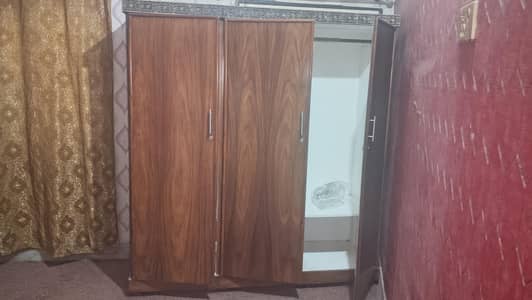 3-door  wooden wardrobe high-quality