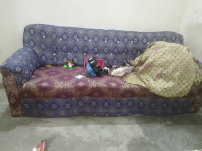 sofa set urgent sale cheap price only 2k