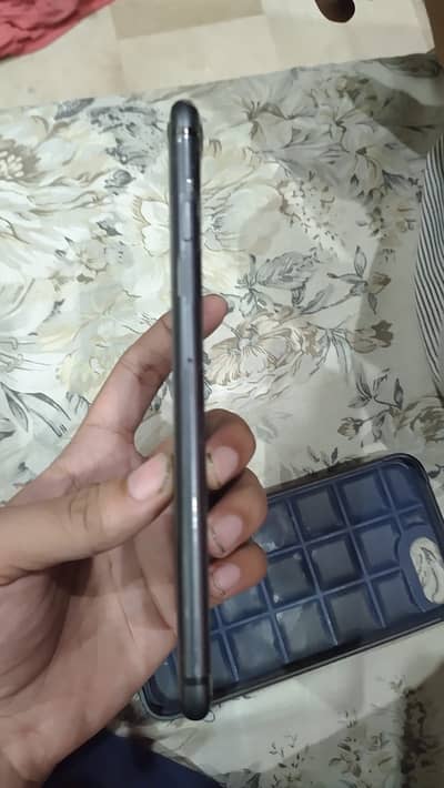Apple iPhone 8 Plus pta approved mint condition ladies hand use