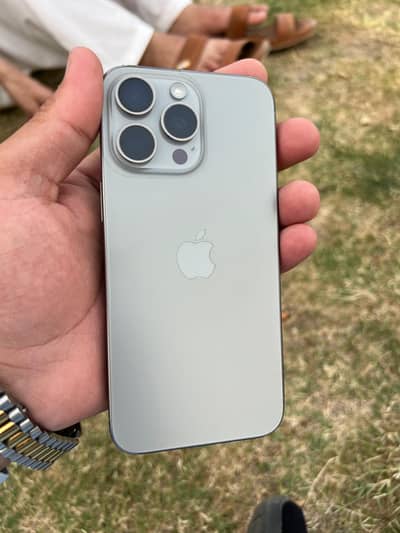Apple iPhone 15 Pro Max
