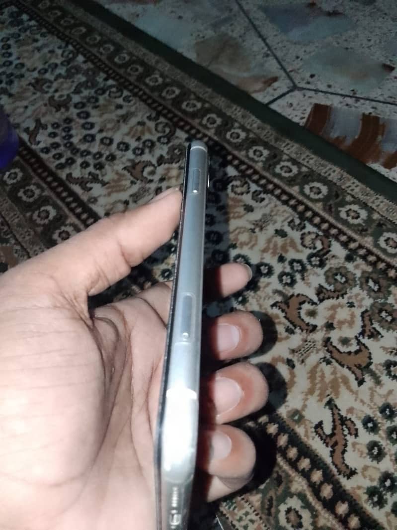 Apple iPhone 11 5