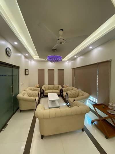Apartment For Sale In Jheel Park View PECHS Block 2 Tariq Road