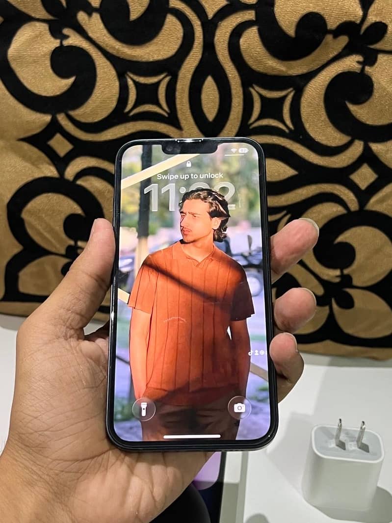Apple iPhone 14 3