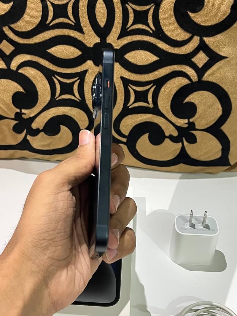 Apple iPhone 14 8