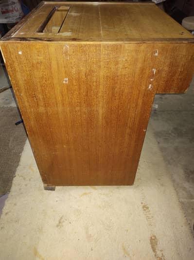 HEAVY DUTY TABLE