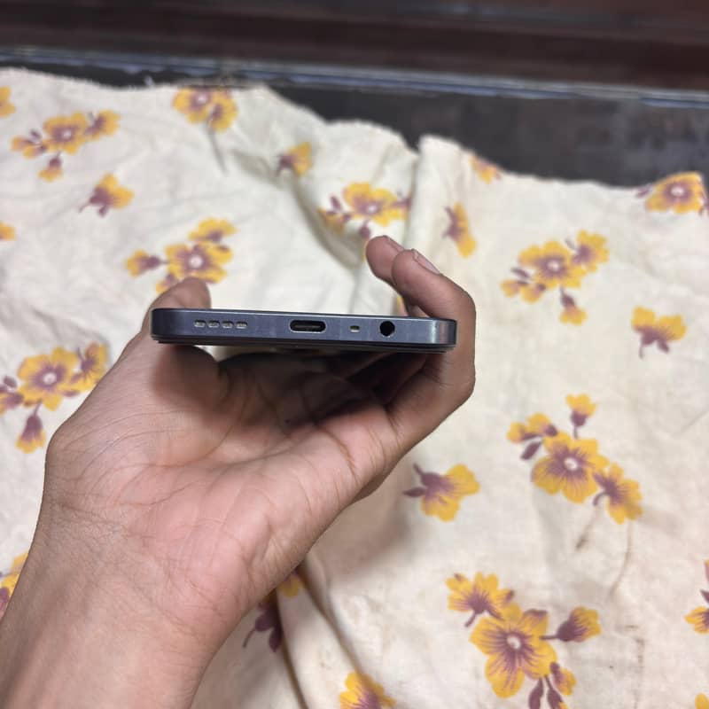 Realme Note 60x 3