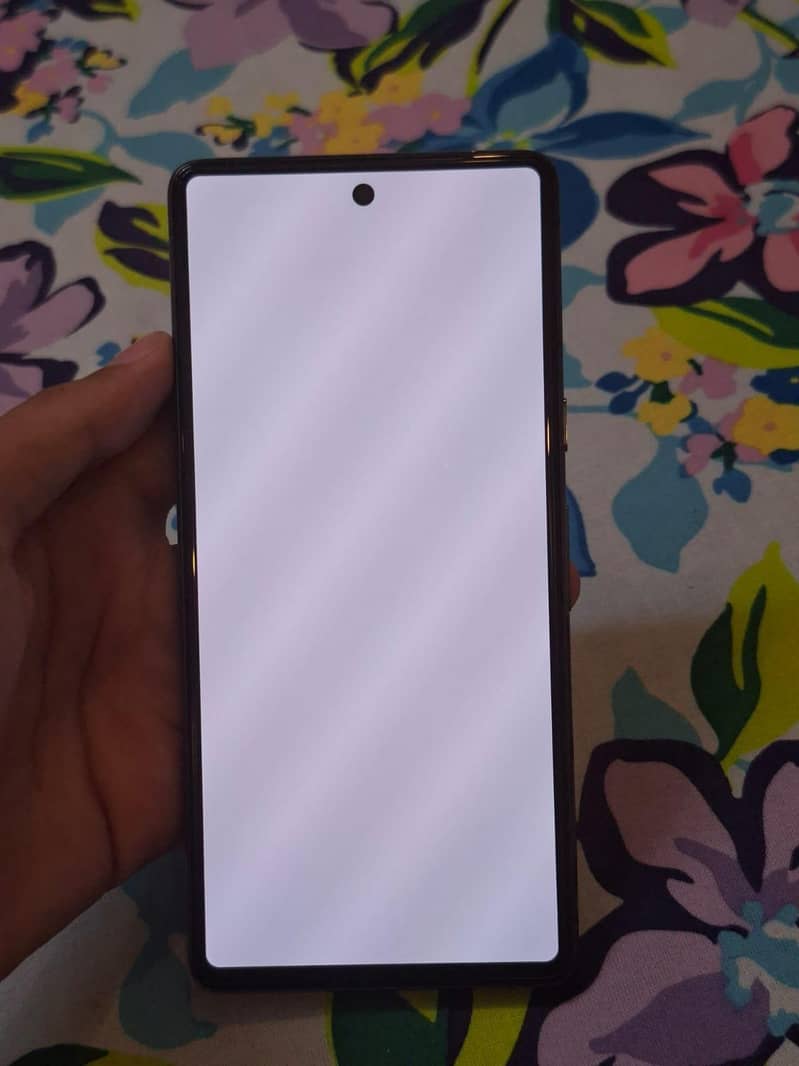 Google Pixel 7 5