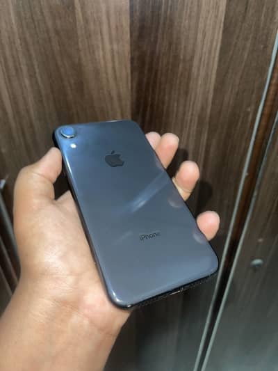 Apple iPhone XR