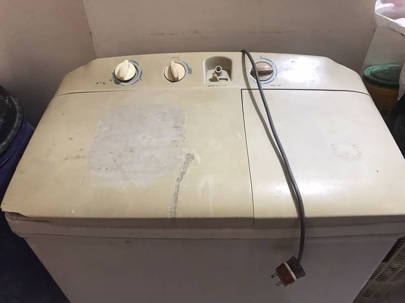 WASHING MACHINE 1