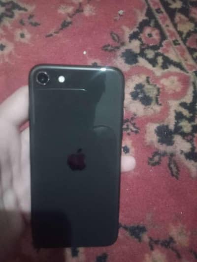 Apple iPhone SE