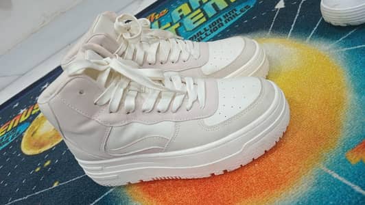 size 6 no. . . . .