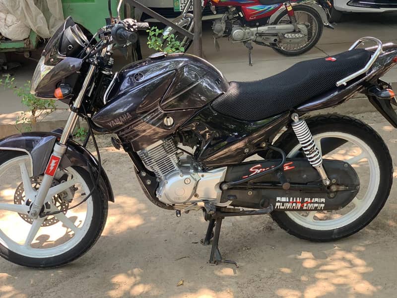 YBR 125 9
