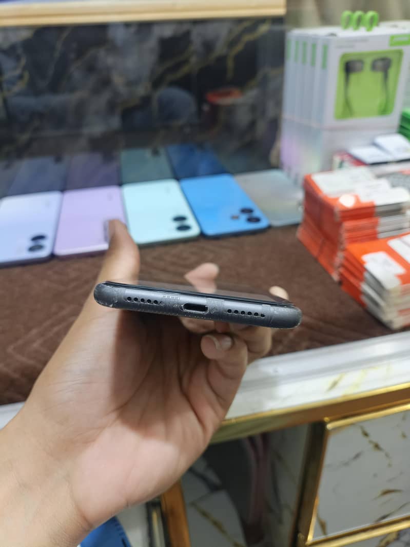 Apple iPhone 11 2