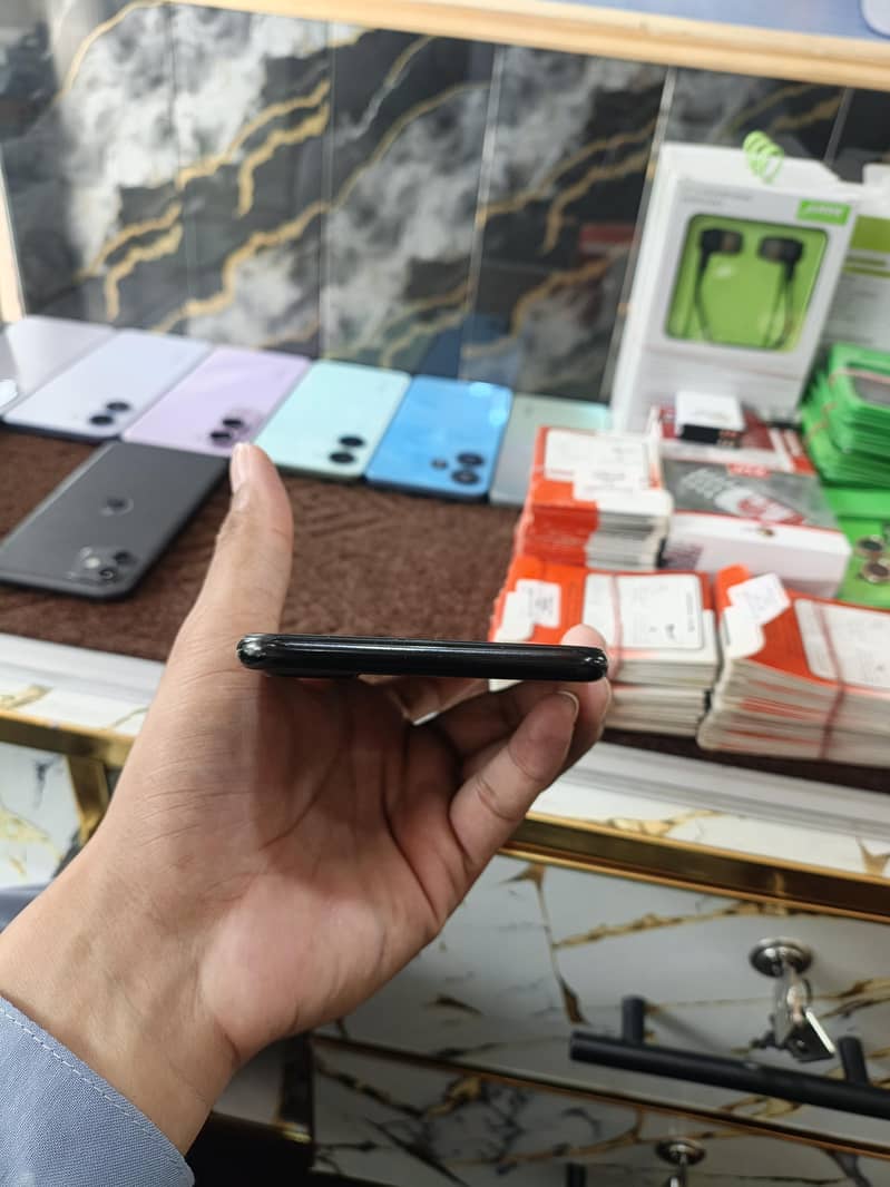 Apple iPhone 7 Plus 4