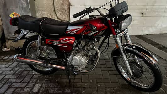 United 125, 2019 Model WhatsApp number 03134490601