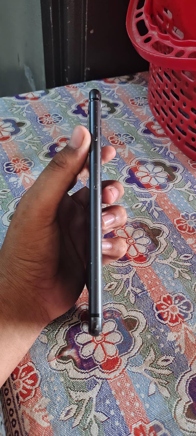 Apple iPhone 8 Plus 4