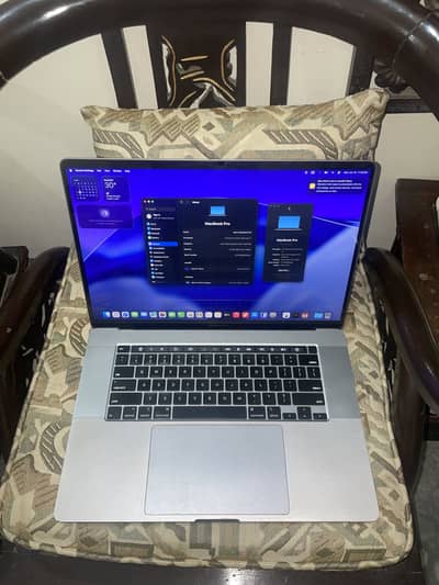 Apple macbook pro core i7 2019 model 16 inch