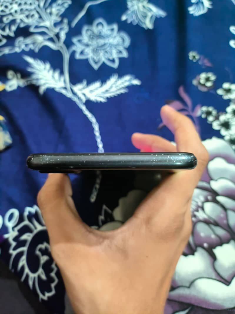 Apple iPhone 7 Plus 5