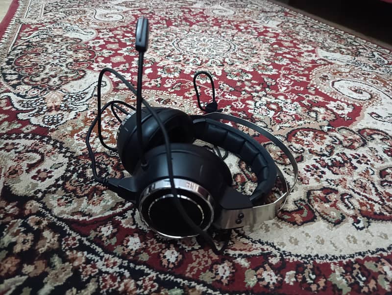 Fantech phantom II VX6 and Gaming headset 4