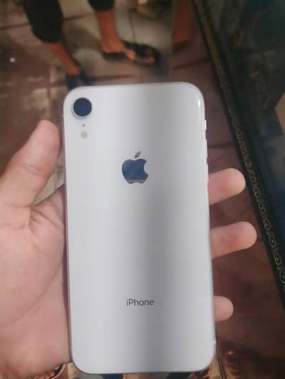 Apple iPhone XR