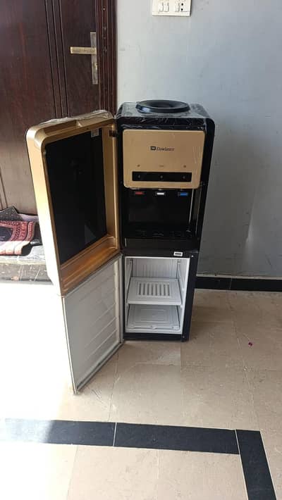 water dispenser perfect condition 10/10