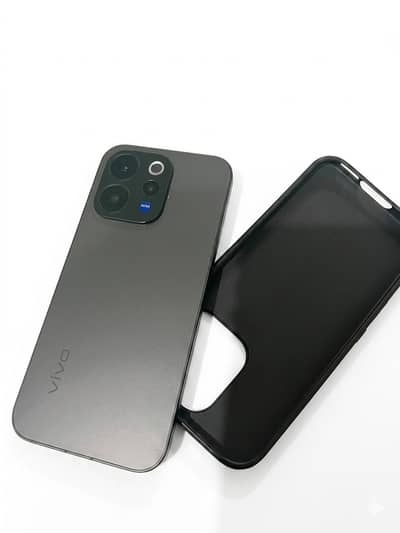 Vivo V70 – 256GB | PTA Approved | Like New