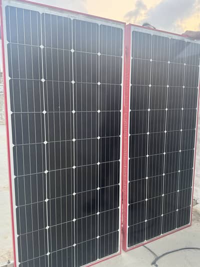 Pair of Solar plates of 175 watt in good condition