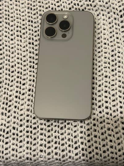 Apple iPhone 15 Pro