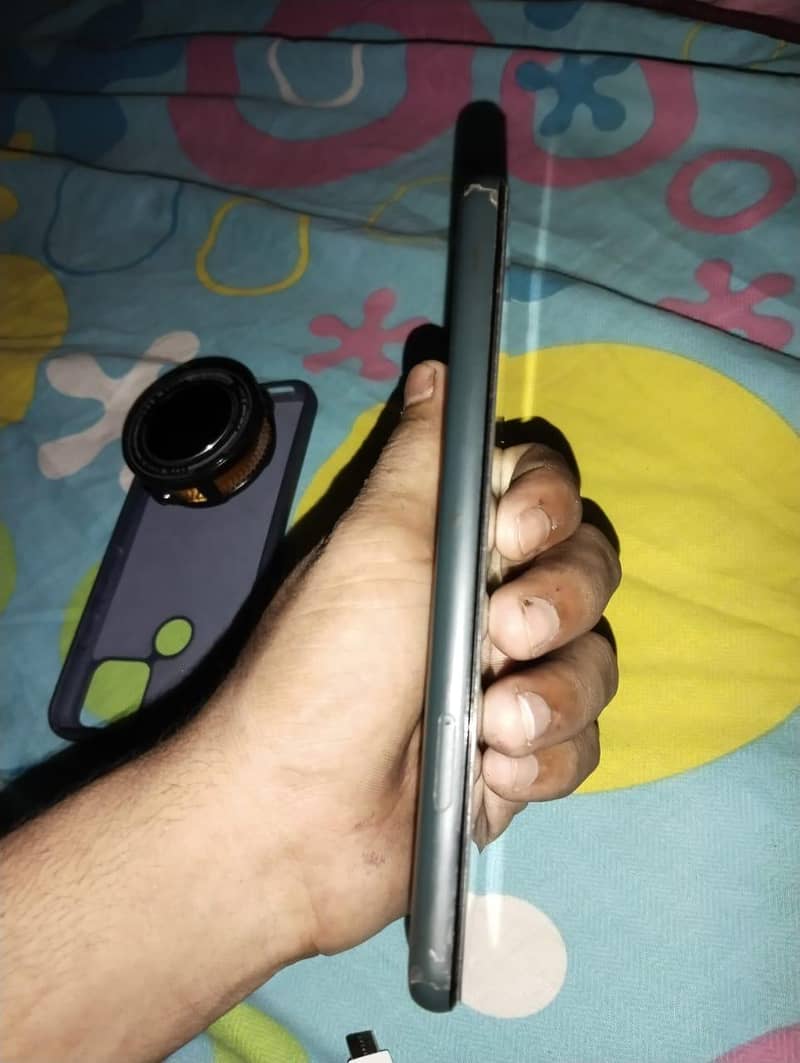 Google Pixel 5a 4